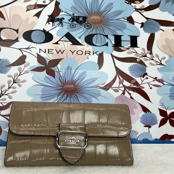 Coach Alligator tote and Wallet. NWT - Picture 9 of 14